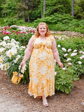 EXPRESS Yellow Palm Print Maxi Dress